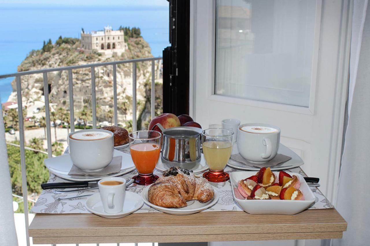 B&B Island Vista Mare Tropea Exterior photo